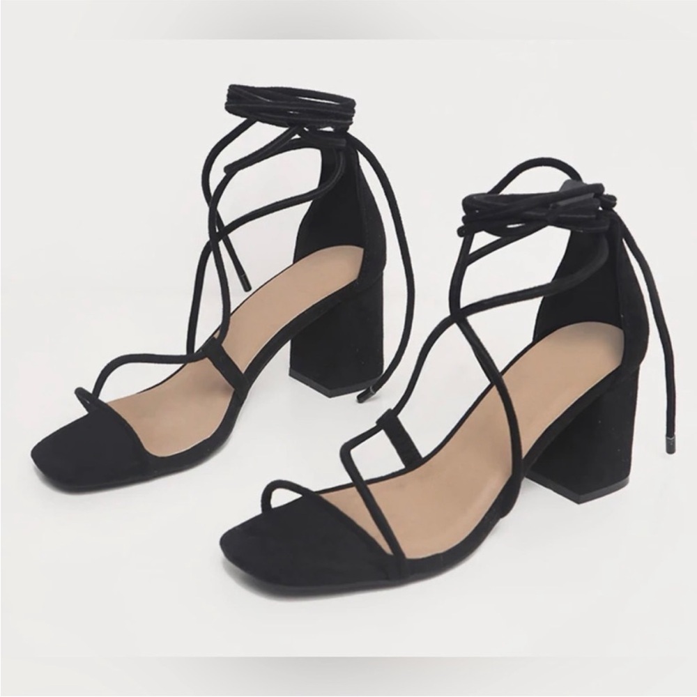 Pretty Little Thing Black Block Tie Up Heel Sz 8/41 fits like a 9 - Picture 2 of 9